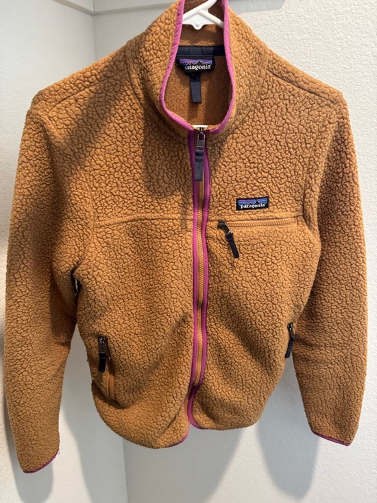 Patagonia Jackets & Blazers - Patagonia Retro pile Sherpa Fleece Jacket with Pink Trim